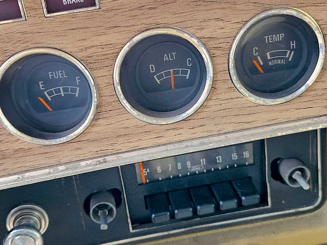 Ford mustang v8 ghia, 82-sh-74 - afbeelding 36 van  45