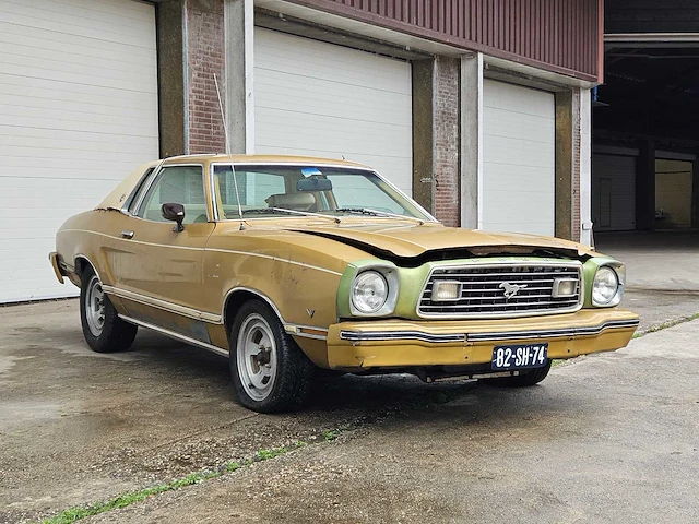 Ford mustang v8 ghia, 82-sh-74 - afbeelding 41 van  45