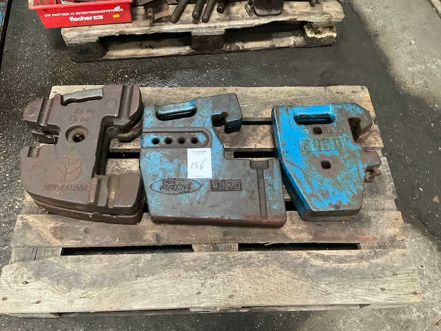 Ford / new holland frontgewicht (6x) - afbeelding 1 van  5