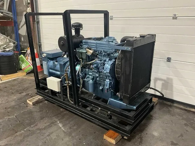 Ford noodstroomaggregaat 34kva - afbeelding 12 van  22