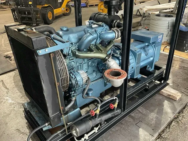 Ford noodstroomaggregaat 34kva - afbeelding 17 van  22