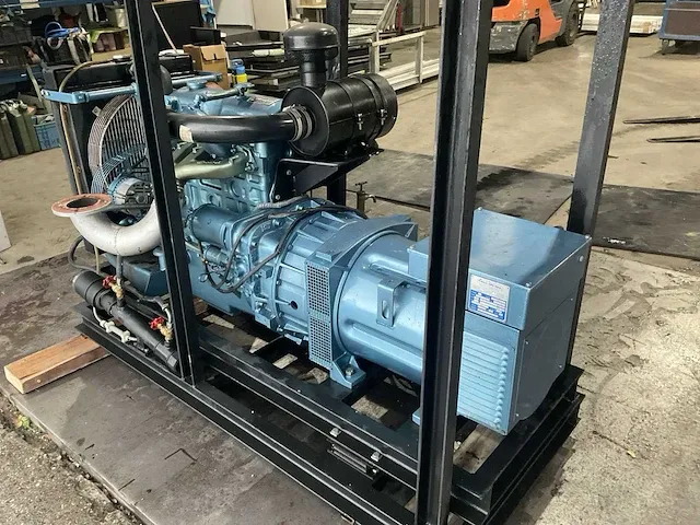 Ford noodstroomaggregaat 34kva - afbeelding 18 van  22