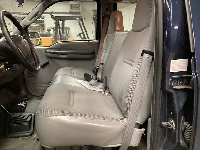 Ford pick-up f 350 personenauto - afbeelding 14 van  19