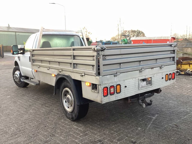 Ford pick up f350 personenauto - afbeelding 10 van  15