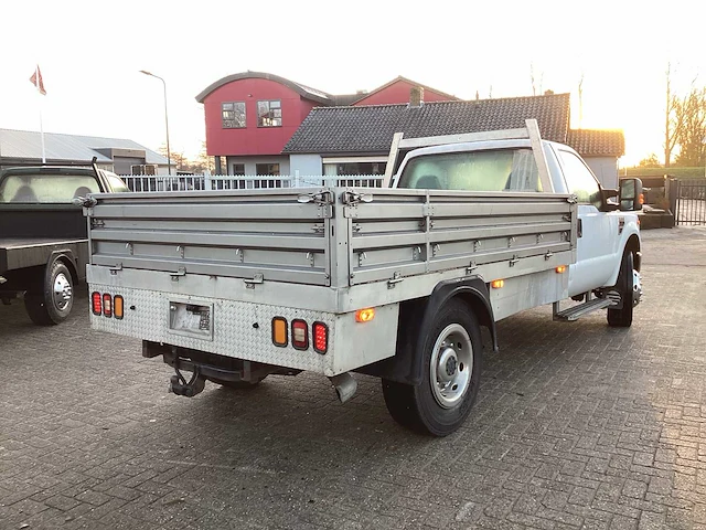 Ford pick up f350 personenauto - afbeelding 11 van  15
