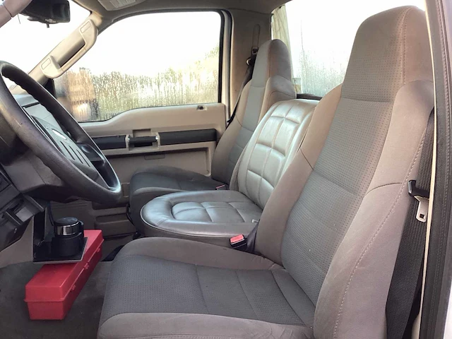 Ford pick up f350 personenauto - afbeelding 14 van  15