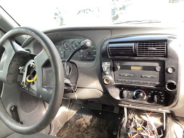 Ford pick up ranger bedrijfswagen - afbeelding 13 van  14