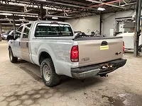 Ford pickup f 350 personenauto - afbeelding 11 van  16