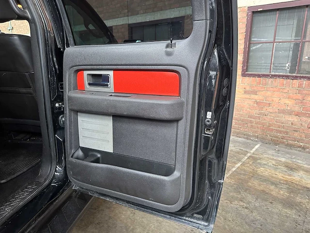 Ford raptor f150 6.2 v8 416pk 2011, 2-vnh-93 - afbeelding 38 van  52