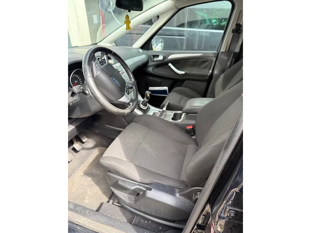 Ford s-max met kenteken 06-jtv-1 - afbeelding 3 van  16
