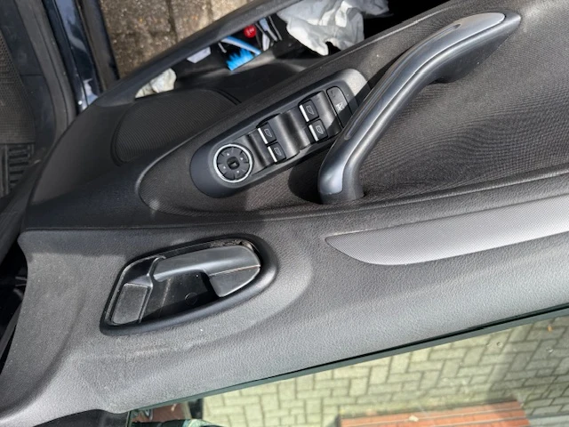 Ford s-max met kenteken 06-jtv-1 - afbeelding 6 van  16