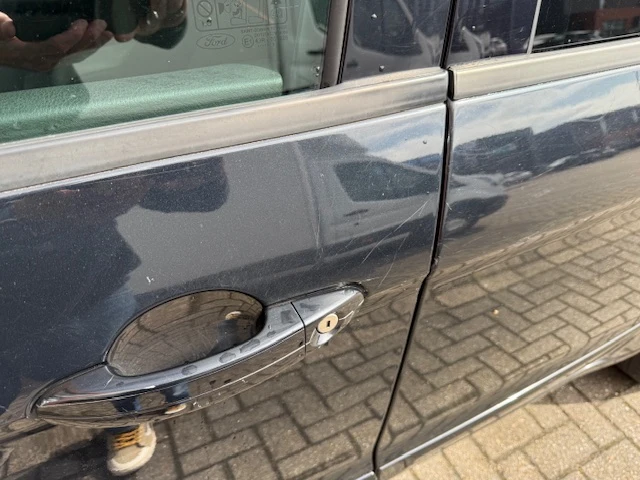 Ford s-max met kenteken 06-jtv-1 - afbeelding 8 van  16