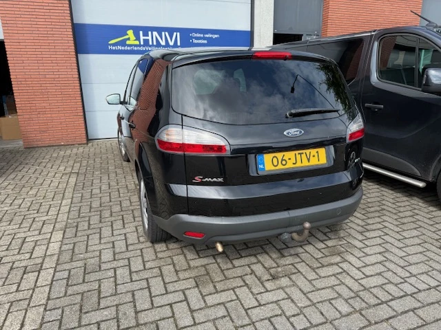 Ford s-max met kenteken 06-jtv-1 - afbeelding 11 van  16