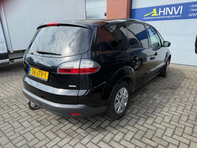 Ford s-max met kenteken 06-jtv-1 - afbeelding 12 van  16