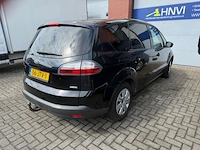 Ford s-max met kenteken 06-jtv-1 - afbeelding 12 van  16