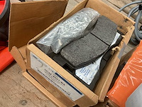 Ford shoe and lining kit (3x) - afbeelding 1 van  4