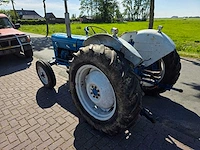 Ford super dexta oldtimer tractor - afbeelding 9 van  22