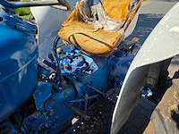 Ford super dexta oldtimer tractor - afbeelding 13 van  22
