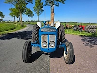Ford super dexta oldtimer tractor - afbeelding 17 van  22