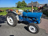 Ford super dexta oldtimer tractor - afbeelding 20 van  22