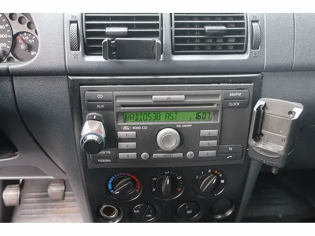 Ford t200s 1.8 tdci koelwagen, 32-vxg-3 - afbeelding 9 van  22