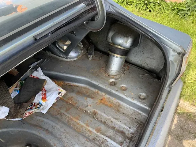 Ford taunus coupe gxl v6 1974 oldtimer - afbeelding 17 van  32