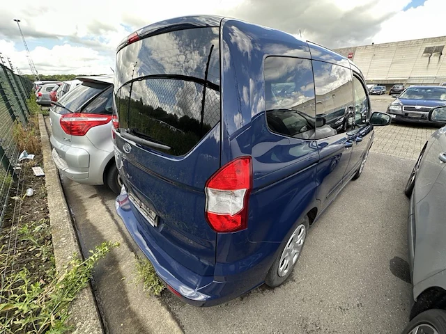 Ford tourneo courier 1.5 tdci trend 75, 2015 - afbeelding 12 van  17