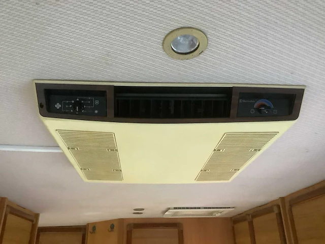 Ford transit 150 l camper - afbeelding 4 van  31