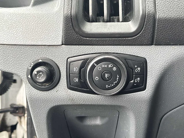 Ford transit 350 2.0 tdci l3h2 trend van | vdj-44-z i - afbeelding 21 van  31