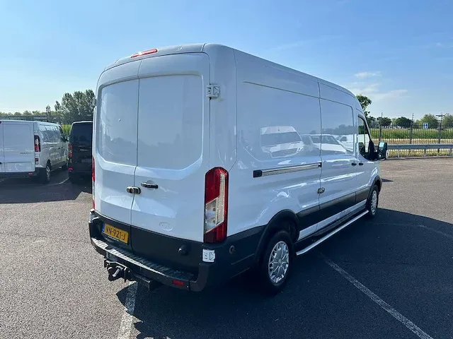 Ford transit bedrijfswagen - afbeelding 3 van  10