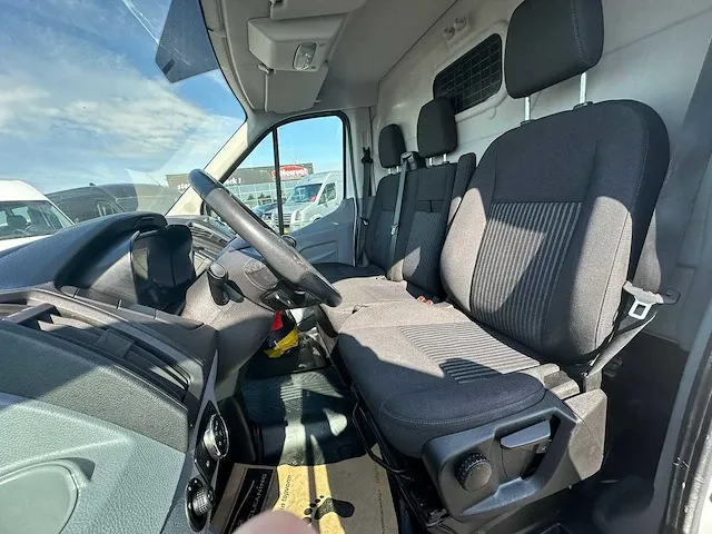 Ford transit bedrijfswagen - afbeelding 7 van  10