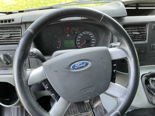 Ford transit bedrijfswagen - afbeelding 13 van  33