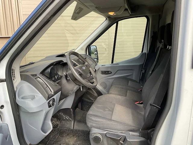 Ford transit bedrijfswagen - afbeelding 10 van  14