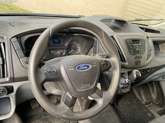 Ford transit bedrijfswagen - afbeelding 11 van  14