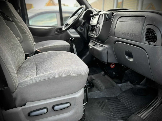 Ford transit camper 300l kampeerwagen origineel nederlands nap 25-rnj-7 - afbeelding 30 van  37