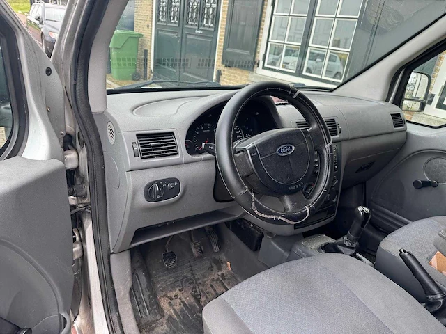 Ford transit connect t200s 1.8 tdci airco 52-bs-ng - afbeelding 11 van  11