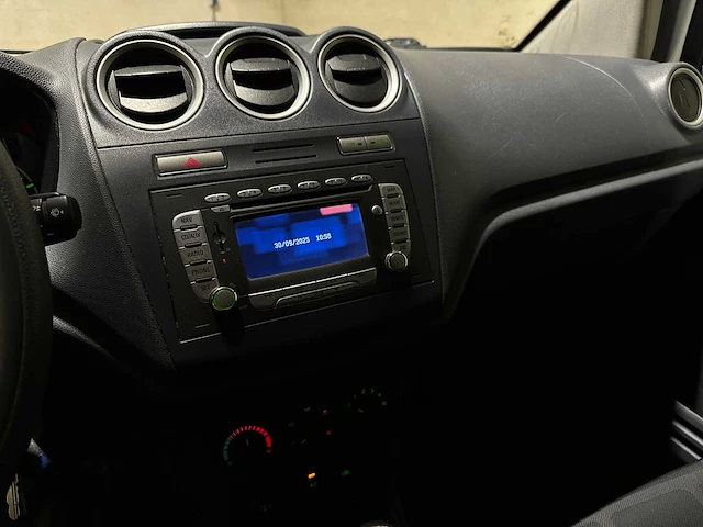 Ford transit connect t230l 1.8 tdci trend 90pk 2012, 2-vzf-98 - afbeelding 17 van  40