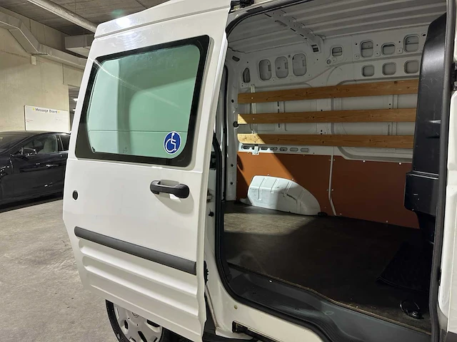 Ford transit connect t230l 1.8 tdci trend 90pk 2012, 2-vzf-98 - afbeelding 25 van  40