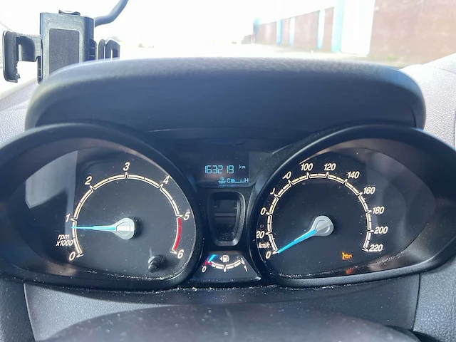 Ford transit courier 1.5 tdci trend 2015 | vn-004-n - afbeelding 21 van  22