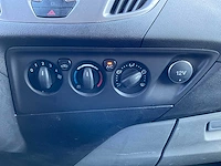Ford transit custom 270 2.2 tdci bedrijfswagen - afbeelding 18 van  36