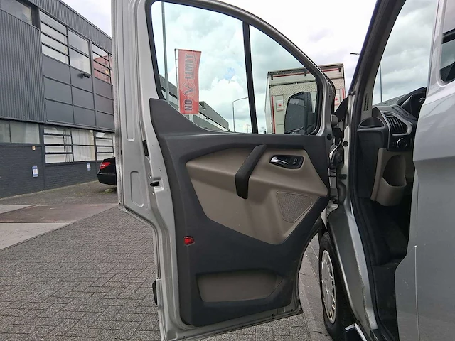 Ford transit custom 290 2.2 tdci l2h1tdc | vh-710-x - afbeelding 6 van  35