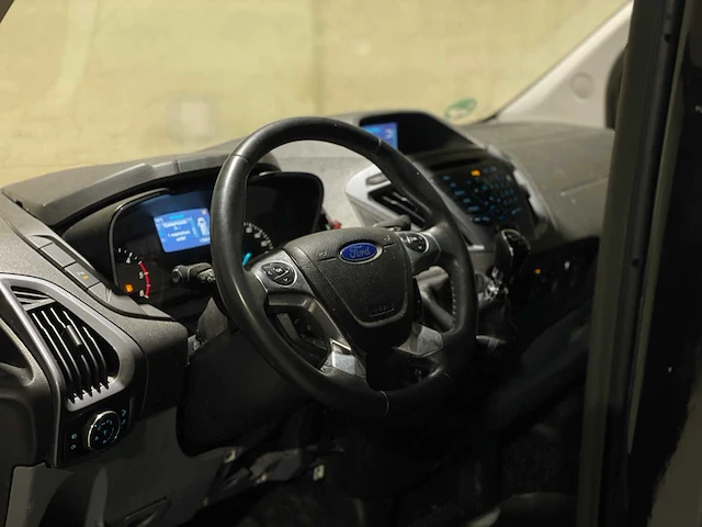 Ford transit custom 310 2.2 tdci limited 155pk 2015 bedrijfswagen, vdr-51-d - afbeelding 9 van  38