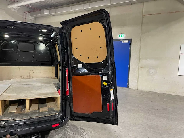 Ford transit custom 310 2.2 tdci limited 155pk 2015 bedrijfswagen, vdr-51-d - afbeelding 26 van  38