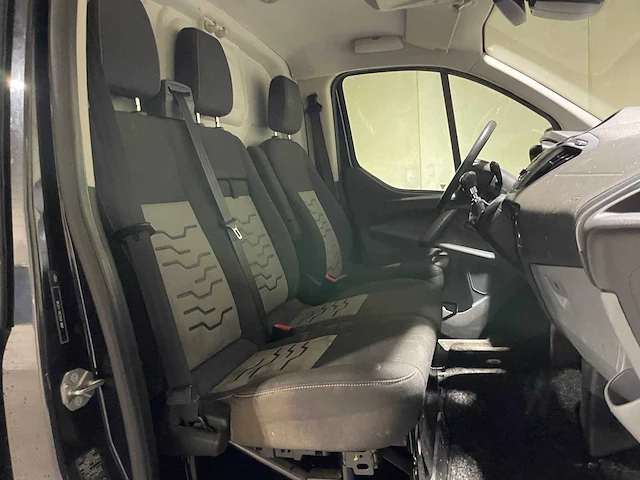 Ford transit custom 310 2.2 tdci limited 155pk 2015 bedrijfswagen, vdr-51-d - afbeelding 30 van  38