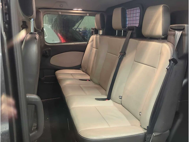 Ford transit custom 340 2.0 tdci l2h1 limited dc | van | v-157-lj - afbeelding 18 van  31