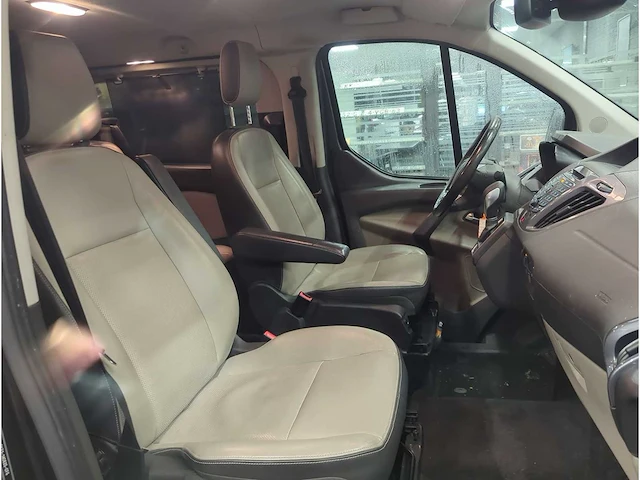 Ford transit custom 340 2.0 tdci l2h1 limited dc | van | v-157-lj - afbeelding 20 van  31