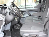 Ford transit custom automaat diesel met kenteken v-642-nb. datum eerste toelating 13-04-2018. - afbeelding 13 van  16