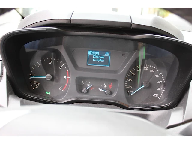 Ford transit custom automaat diesel met kenteken v-642-nb. datum eerste toelating 13-04-2018. - afbeelding 14 van  16