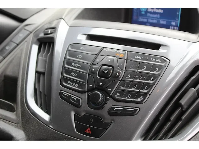 Ford transit custom met kenteken vv-778-d. datum eerste toelating 29-03-2016. - afbeelding 4 van  20