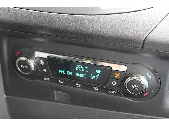 Ford transit custom met kenteken vv-778-d. datum eerste toelating 29-03-2016. - afbeelding 5 van  20